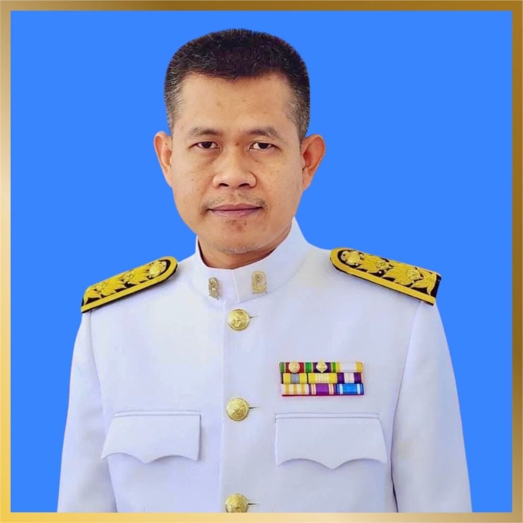 นายพงษ์ธวัช  โหมดม่วง
ผู้อำนวยการสถานศึกษา